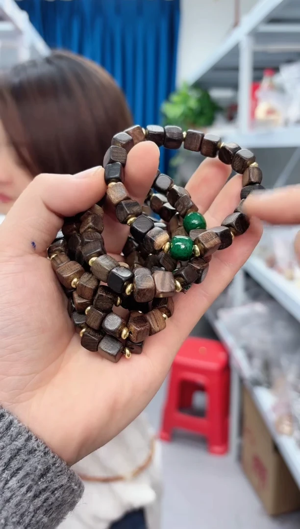 【闪购商品】檀香木手串/手链香香木颗颗方珠单圈