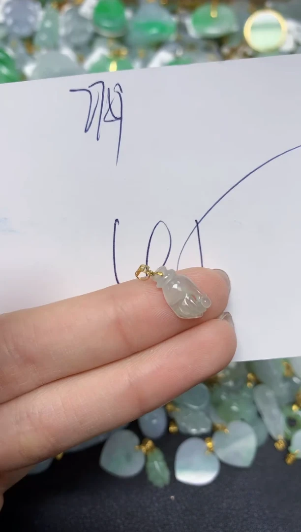 【闪购商品】翡翠颈饰18K金镶嵌天然翡翠A货