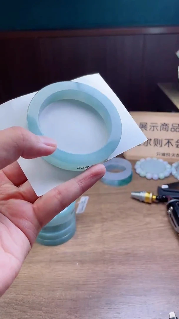 定制翡翠手镯未镶嵌定制