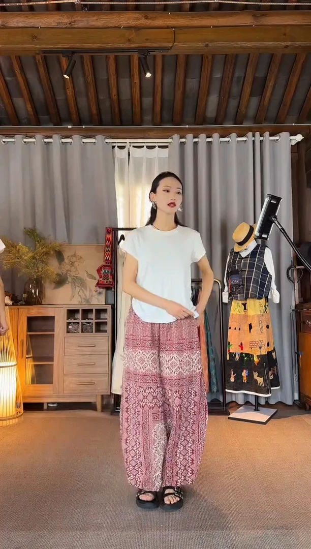 设计师款白色天丝羊毛短袖