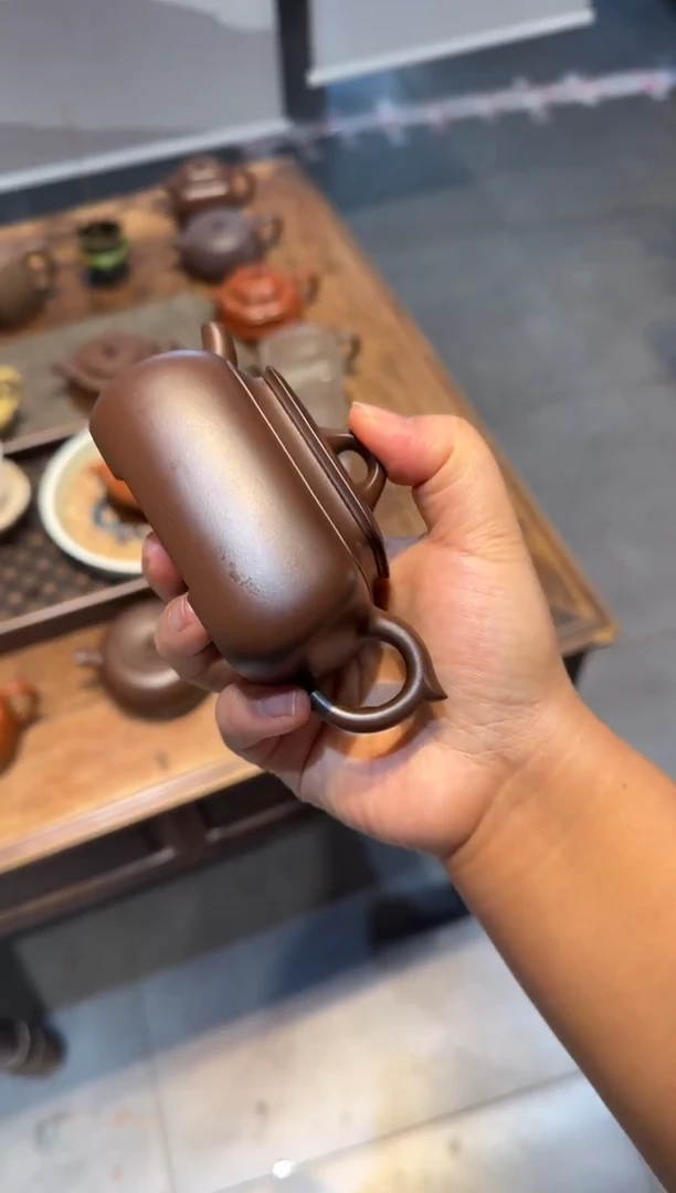 茶壶紫砂白*雨长四方 紫砂壶