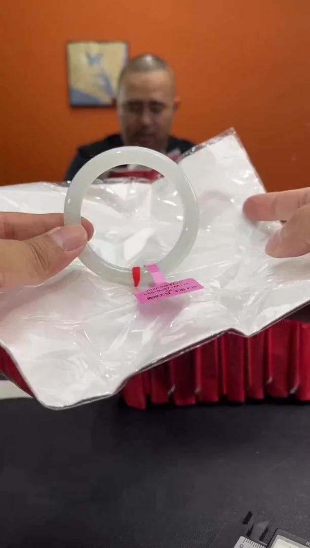 未镶嵌手镯翡翠6        圈口54