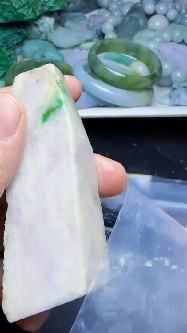 未镶嵌挂件翡翠107