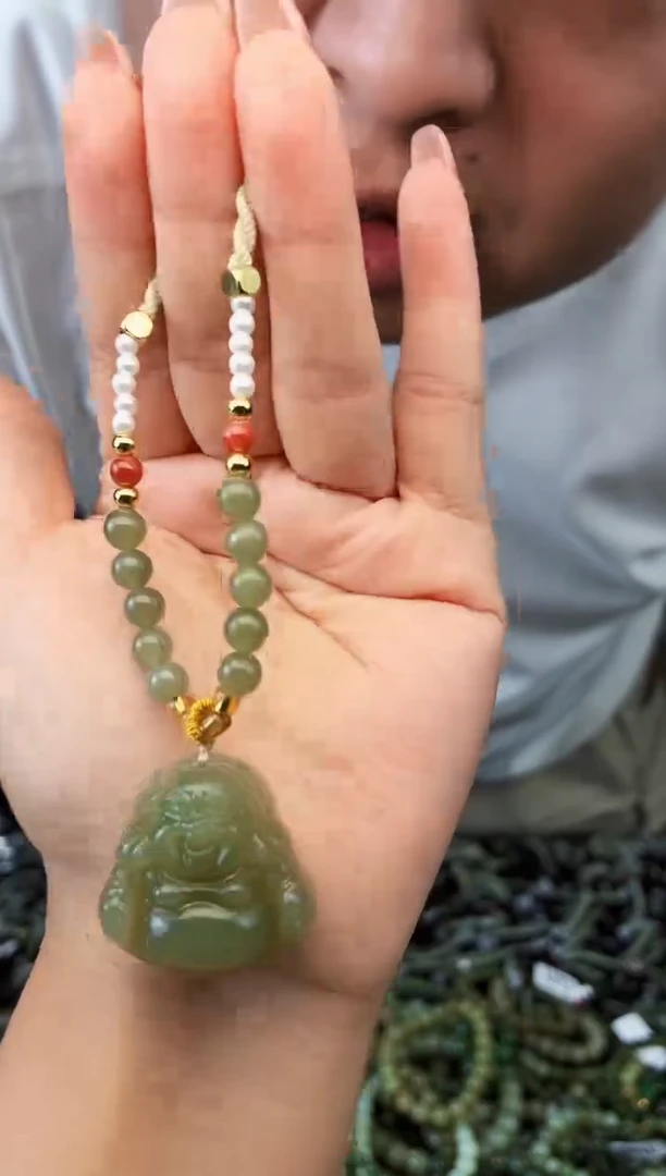 和田玉未镶嵌颈饰拍一发一