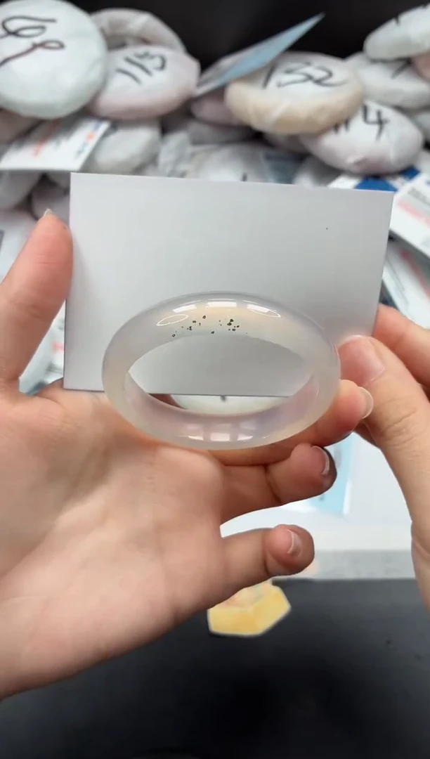 未镶嵌手镯石英质玉155/草花51.8