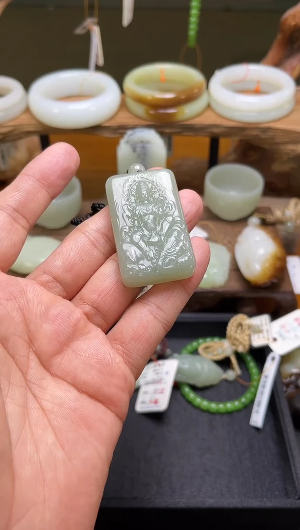 和田玉未镶嵌吊坠(不含链)且末青白 普贤9003745