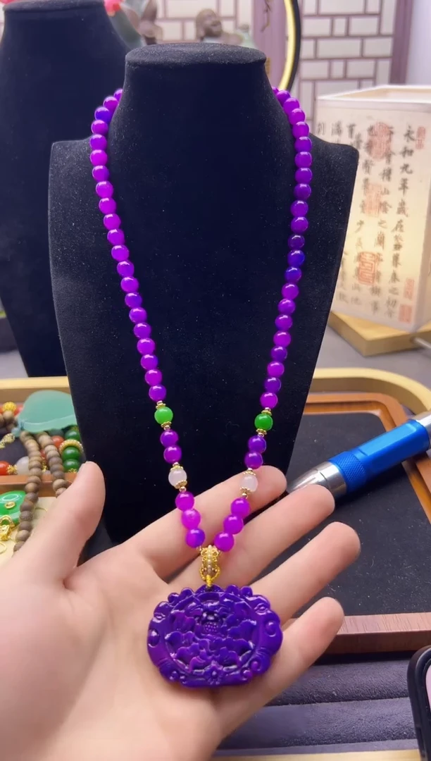 【闪购商品】苏纪石(舒俱来)颈饰14K金镶嵌X825