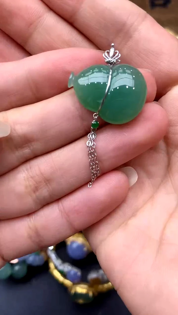 【闪购商品】翡翠颈饰18K金镶嵌333-中国好珍宝