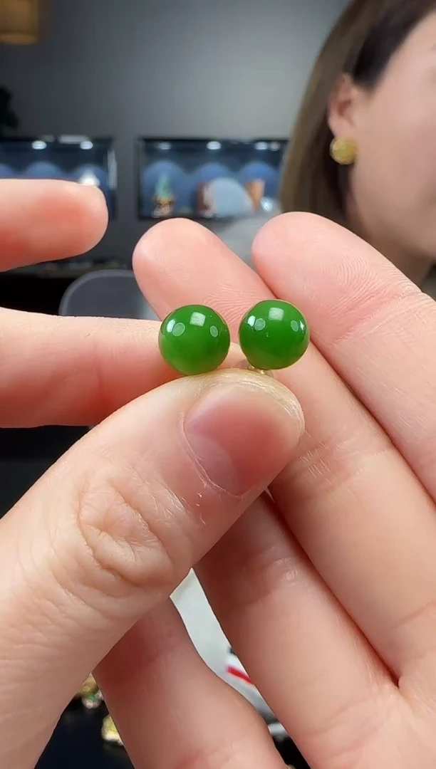 【闪购商品】和田玉耳钉18K金镶嵌1