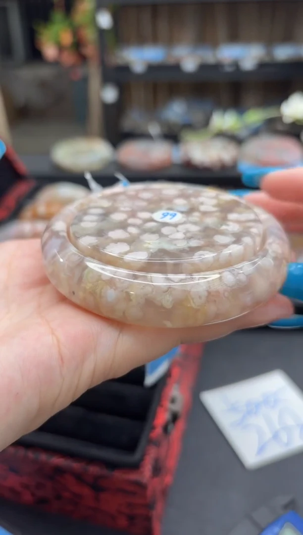 未镶嵌手镯石英质玉23(66圈赠送镯心)