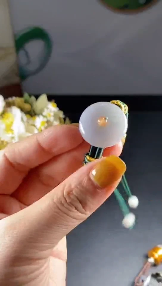 【闪购商品】翡翠未镶嵌颈饰0000000000000000