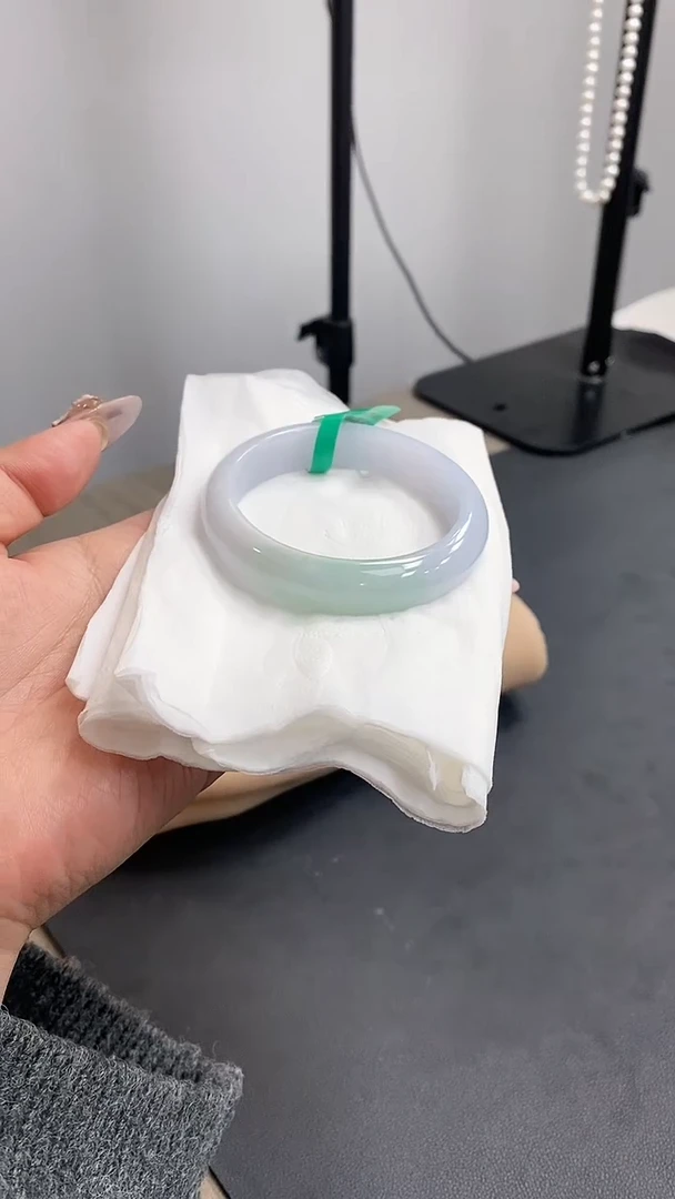 【闪购商品】翡翠手镯未镶嵌00009129