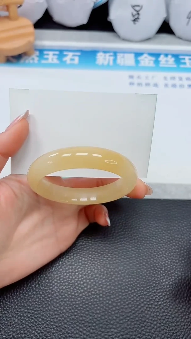 【闪购商品】石英质玉手镯未镶嵌11---56