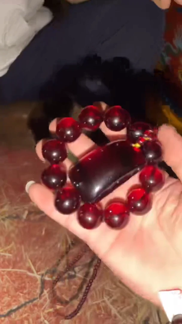 未镶嵌血珀手链闪购商品高端专用连