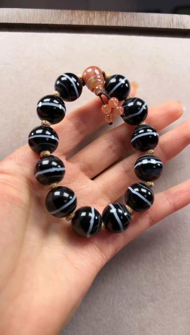 【闪购商品】玛瑙/玉髓手串未镶嵌一线手串