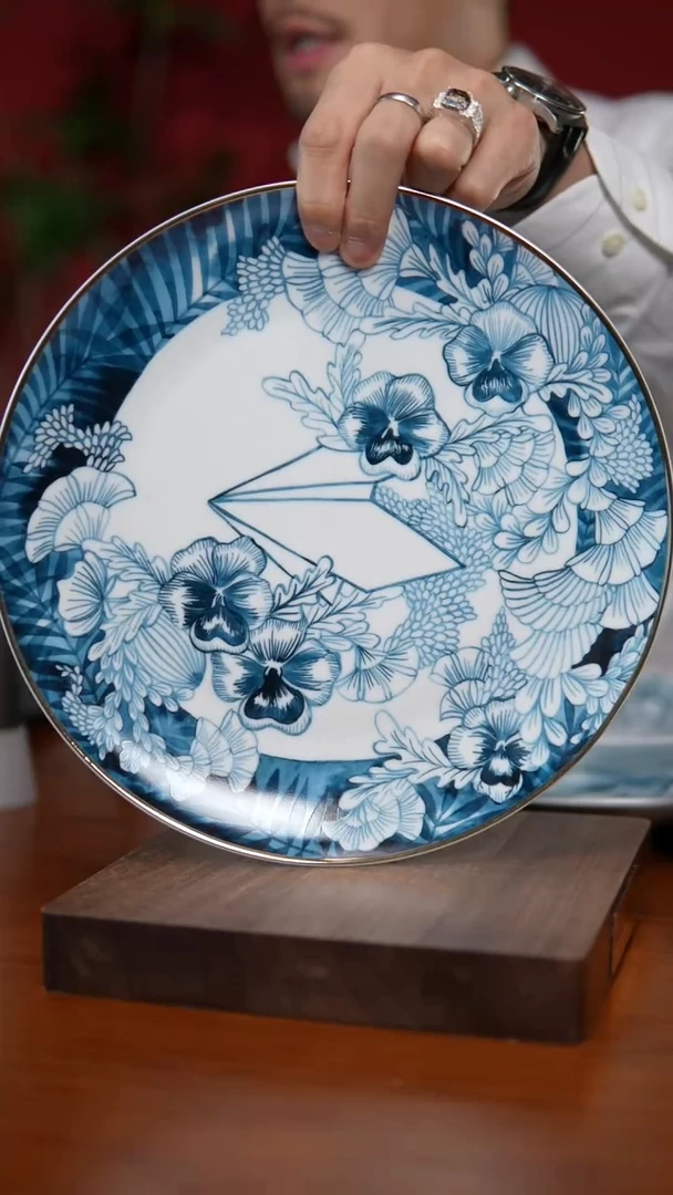 陶瓷中号花园描金圆盘