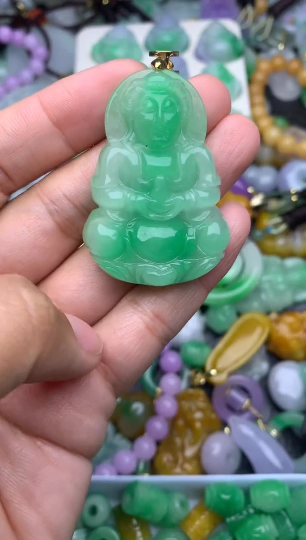 颈饰未镶嵌翡翠缅甸翡翠吊坠