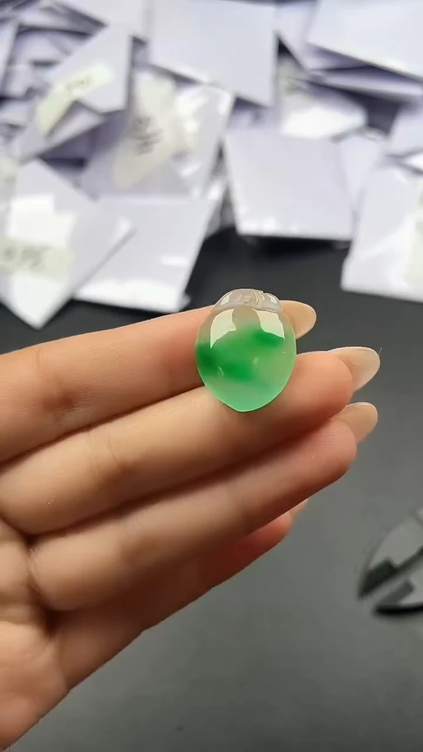 无非金属吊坠000002