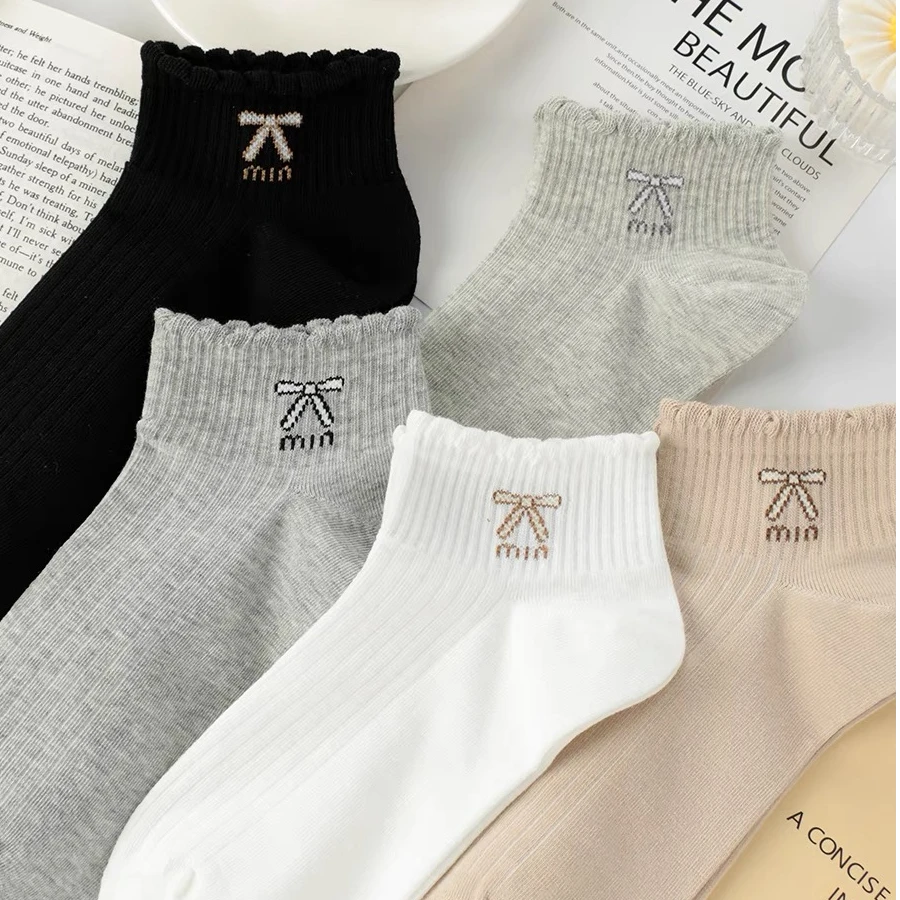 春夏款木耳边女士短筒蝴蝶结可爱时尚ins百搭透气棉袜薄棉中筒袜