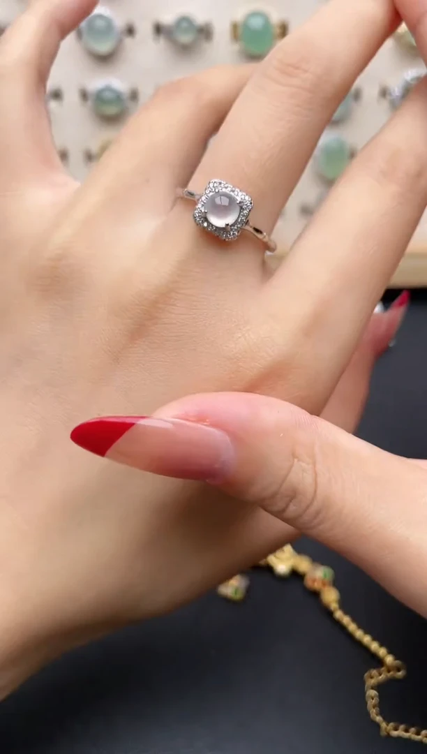 【闪购商品】翡翠戒指银S925镶嵌一物一证一礼盒