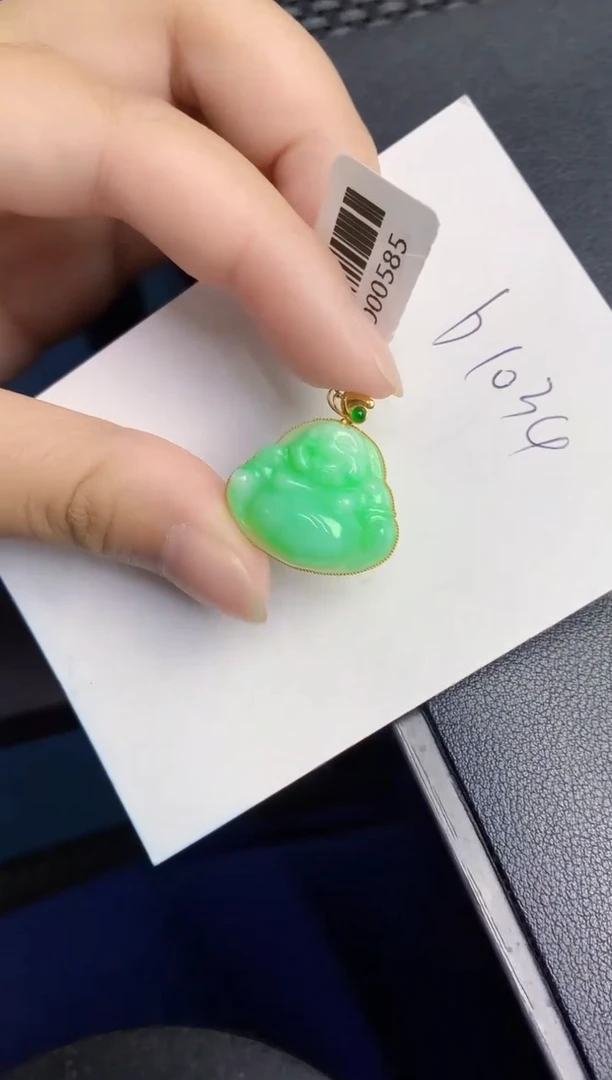 翡翠18K金镶嵌颈饰000000000