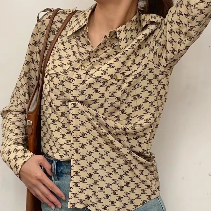 99新 Celine/思琳 IW0405 棕色凯旋门满印桑蚕丝长袖衬衫 M码