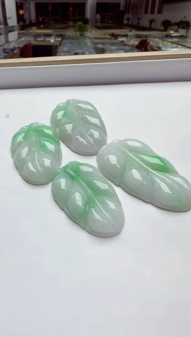 颈饰未镶嵌翡翠多样性发其一