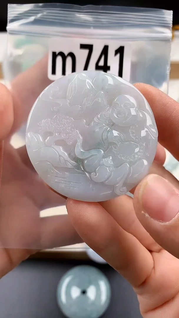 颈饰未镶嵌翡翠天然翡翠吊坠挂件