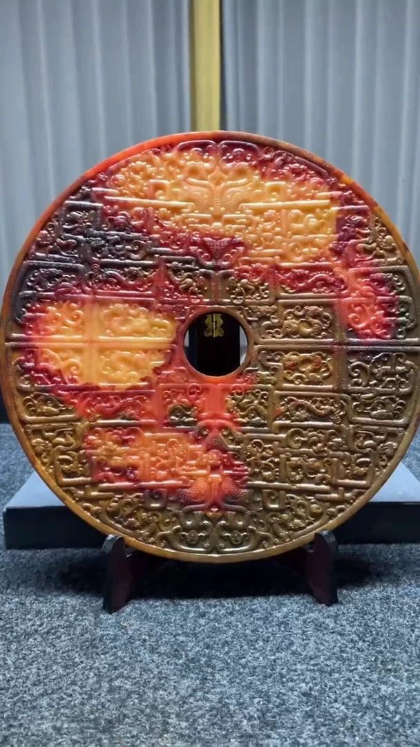 玉百/龙/璧  带礼盒带木架子