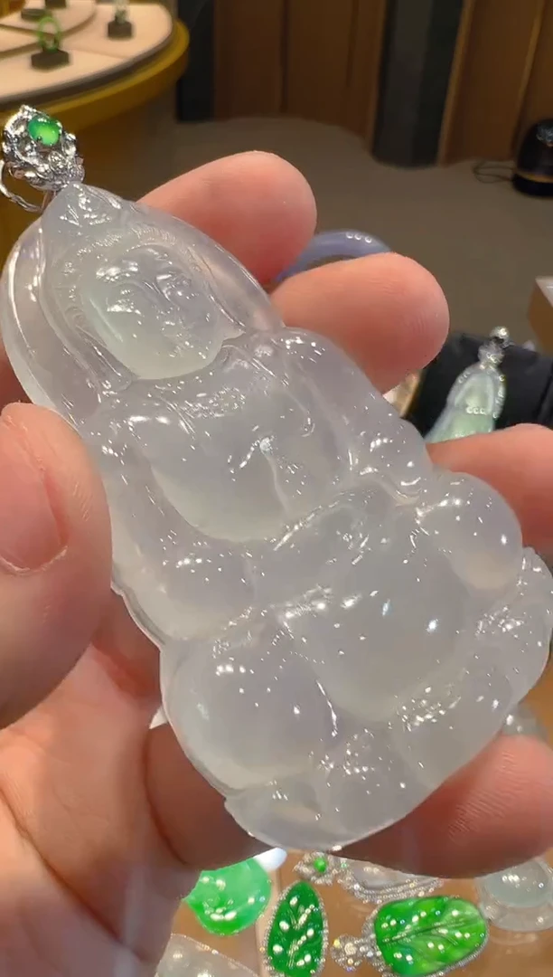 【闪购商品】翡翠吊坠(不含链)18K金镶嵌