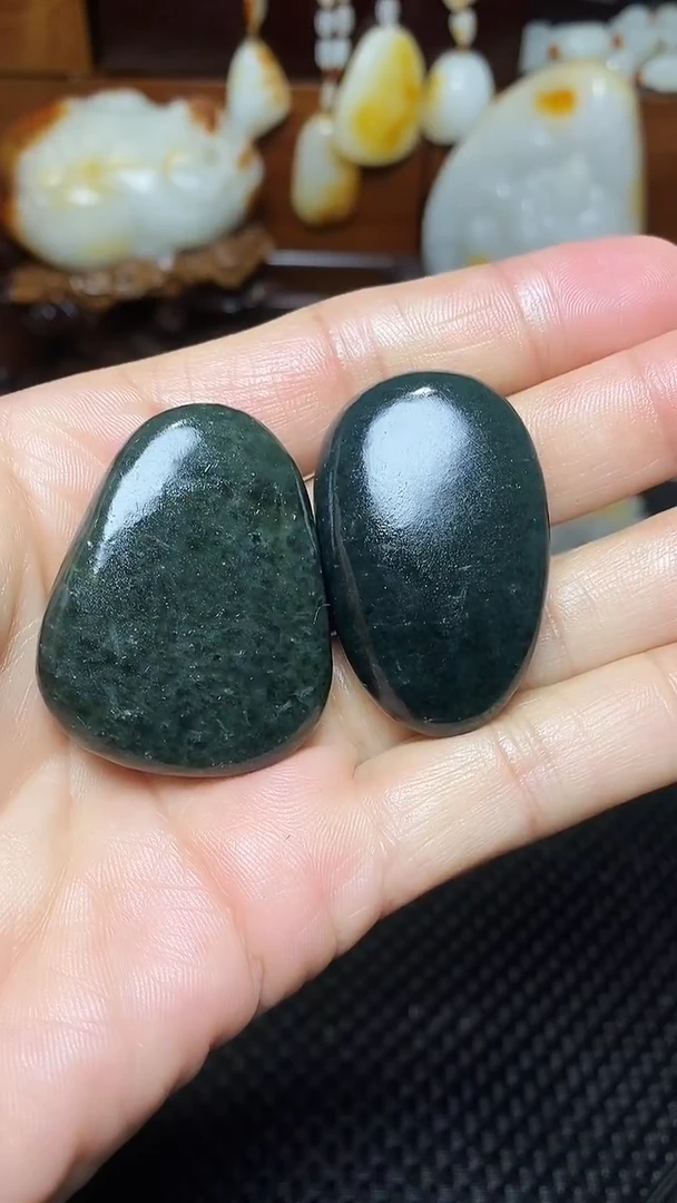 未镶嵌和田玉挂件4