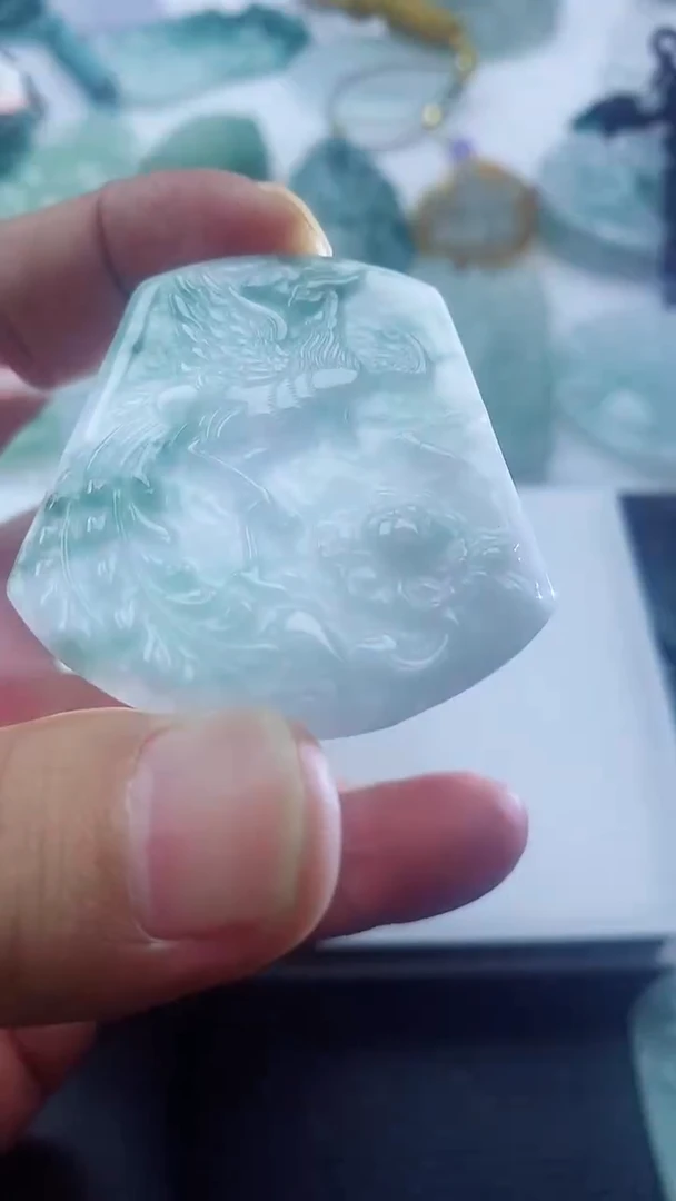 【闪购商品】翡翠吊坠(不含链)未镶嵌1