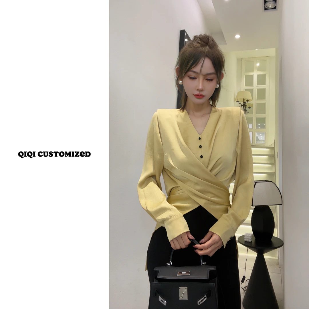 【戚戚高级定制】流光假日-春夏女气质新中式V领交叉缎面小衫#2888