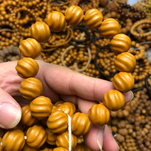 猴头核桃手串扭转乾坤13mm光珠猴头手串