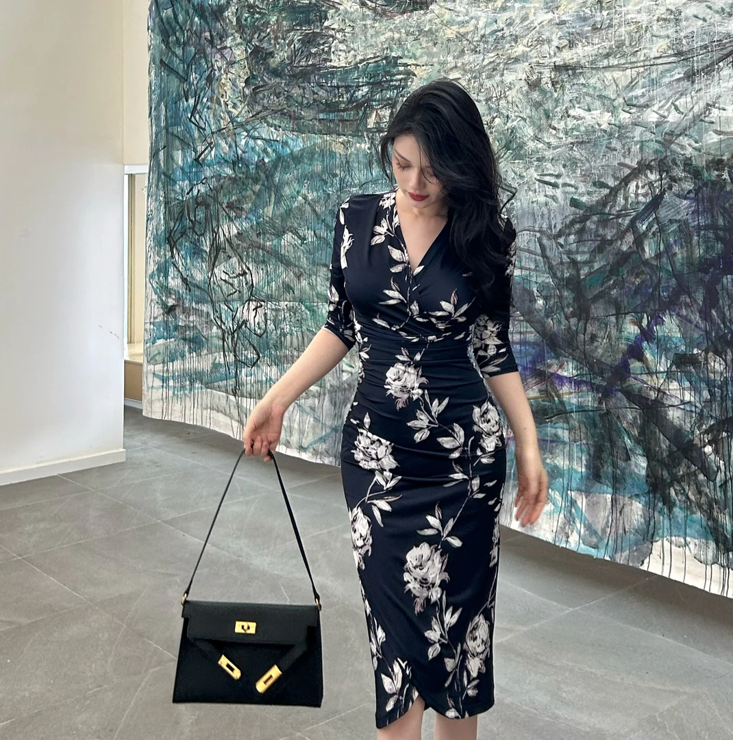 【新店请到张酒窝的小店】【繁花】藏青色连衣裙新款性感裙子SSQ810