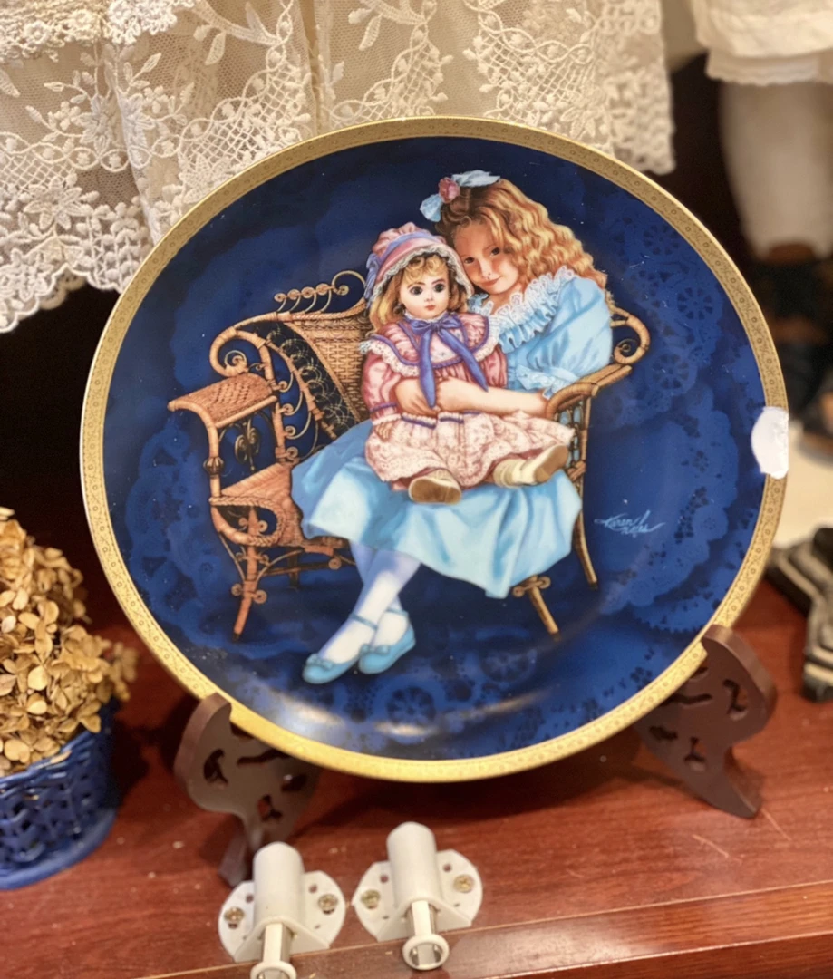 国外艺术家古董陶瓷娃娃，微瑕售出不退换，包邮！