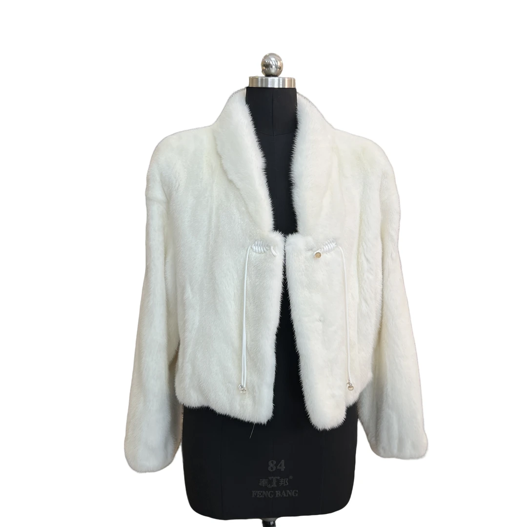 YIXIANG‘时尚V领高奢水外套8757