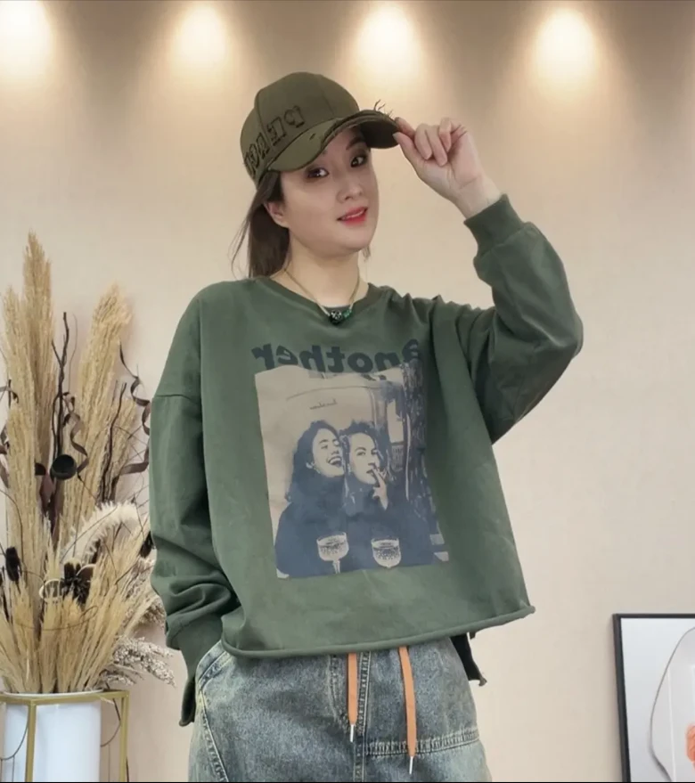 2025秋季时尚韩版图案圆领美式复古休闲百搭宽松ins设计短款卫衣