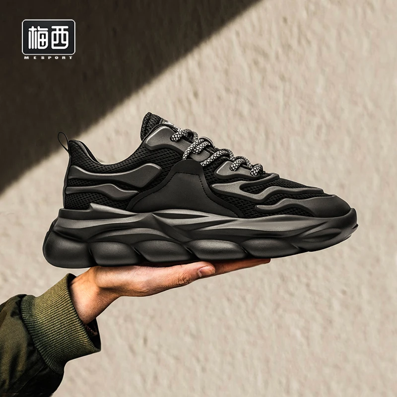 【西西里梅】黑武士男鞋运动百搭透气轻便潮鞋休闲鞋LW2306