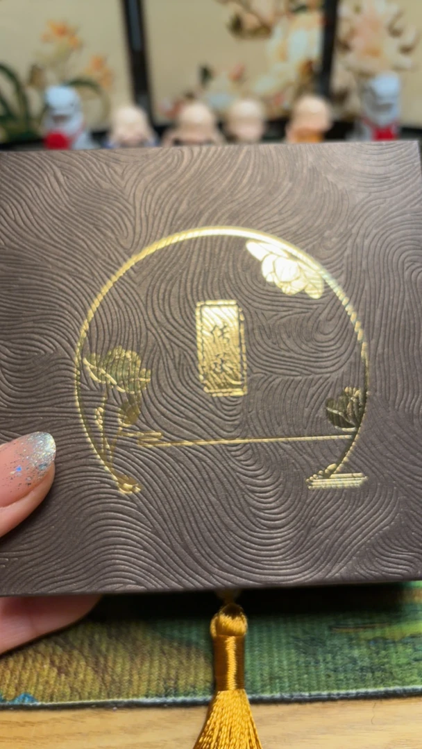 直播链接改价橄榄核….荷韵