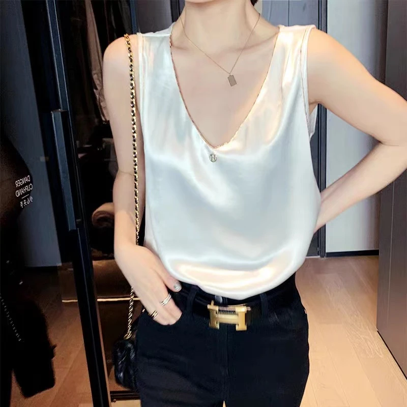 新款吊带纯色背心西装内搭无袖V领打底衫性感外穿外穿宽松