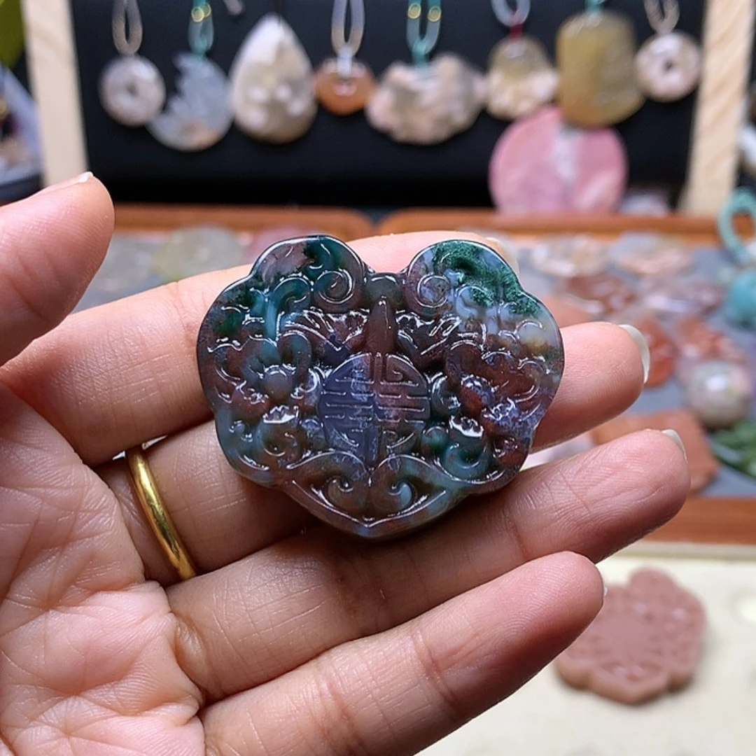 【闪购商品】玛瑙/玉髓颈饰合金M****y