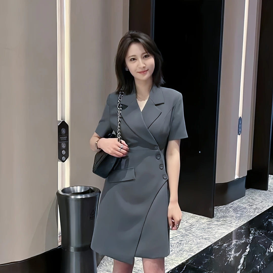 黑色不规则西装连衣裙女2024夏季新款设计感小众显瘦气质西服裙子