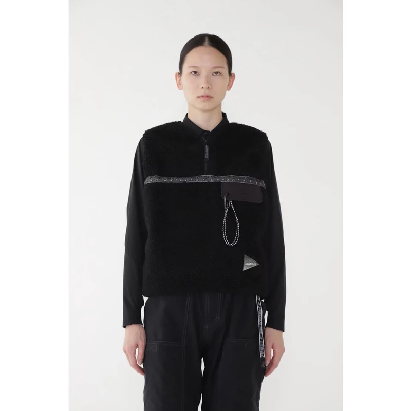 GRAMICCI × and wander JQ tape fleece vest夏尔巴羊毛马甲