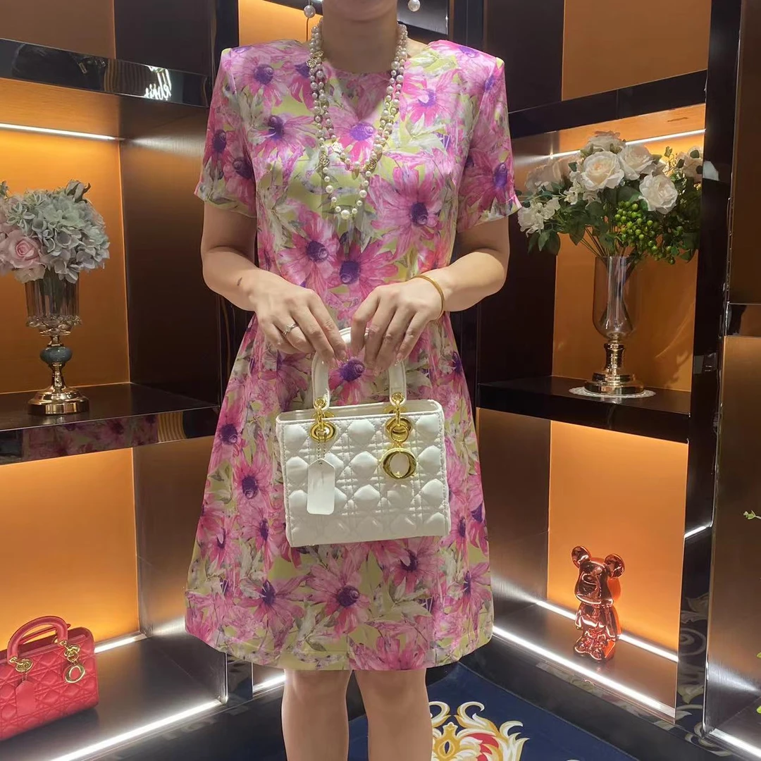 设计师印花圆领连衣裙碎花时尚夏季a字轻奢通勤收腰显瘦气质优雅