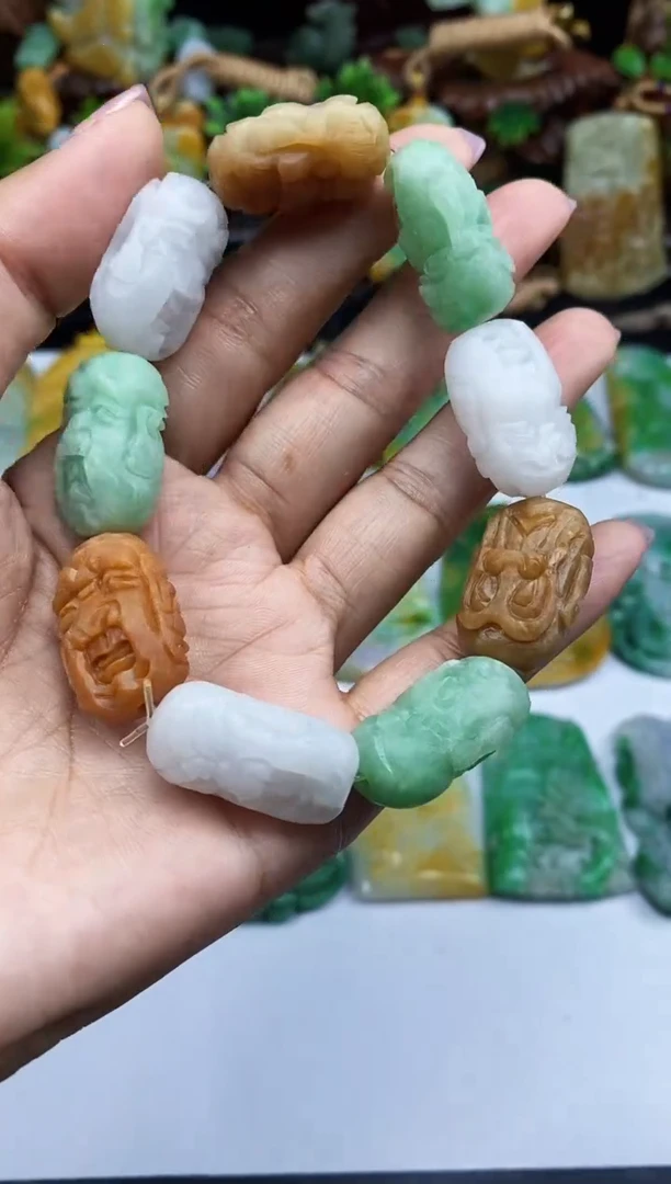 【闪购商品】定制翡翠未镶嵌翡翠A货