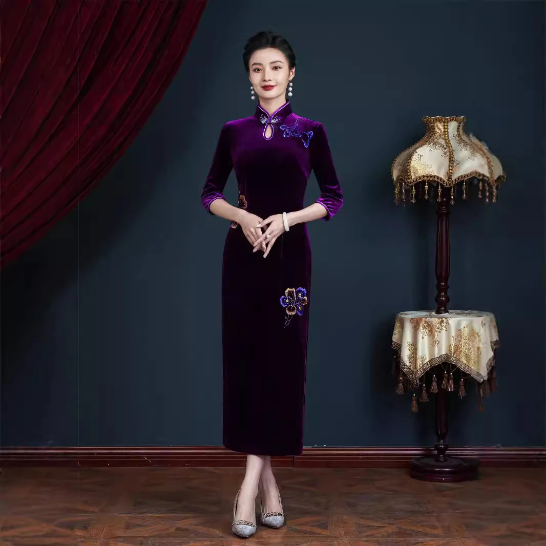 春秋高贵气质中国风喜婆婆婚礼刺绣旗袍大码修身显瘦秋冬紫色礼服