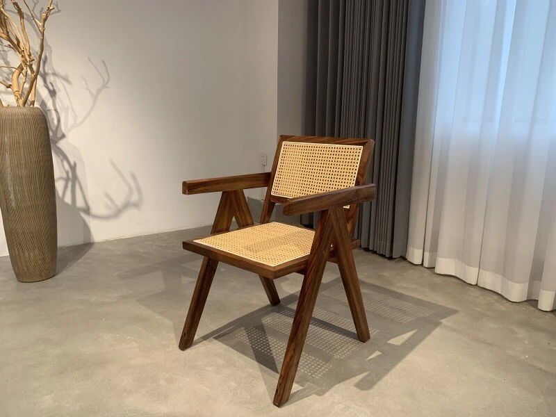 南美胡桃木昌迪加尔椅