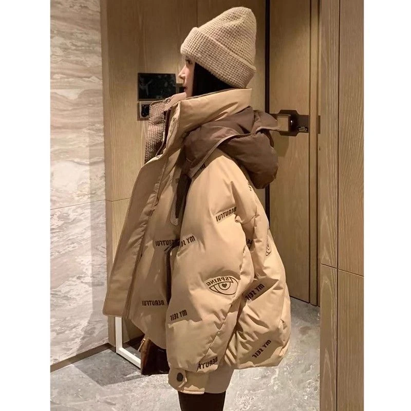波司澄冬季加厚重工艺保暖羽绒服女连帽印花设计感小众中长款大衣