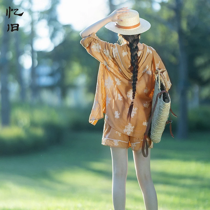 现货133【山栀摇曳】文艺绣花衬衫式连帽外套宽松短裤女夏季套装